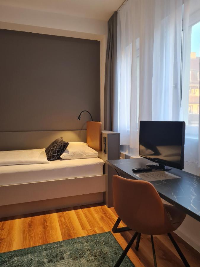 Internationales Studierendenhotel Щутгарт Екстериор снимка