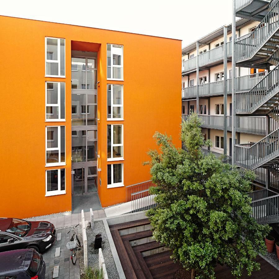 Internationales Studierendenhotel Щутгарт Екстериор снимка